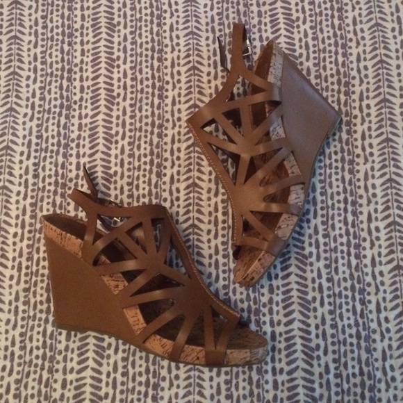 BCBGeneration Shoes - Tan sandals by BCBGeneration