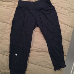 Cropped pants