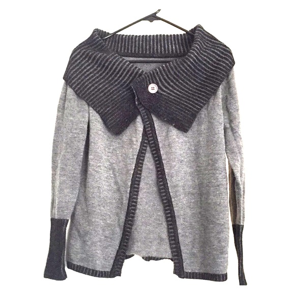 Sweater/Jacket