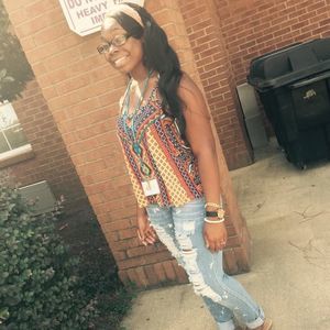 Meet your Posher, Kendra