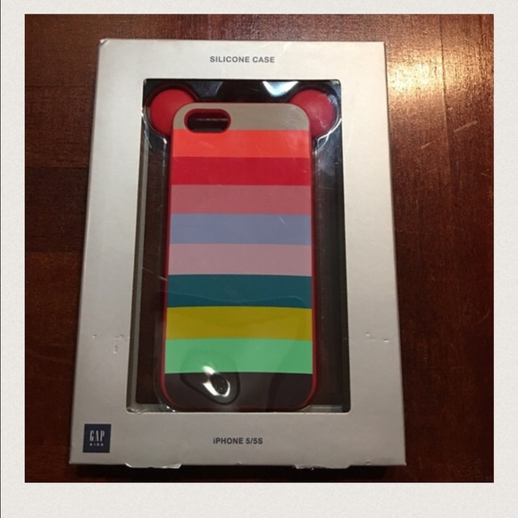 GAP Other - Free w/ $20 purchase Gap silicone iPhone 5/5s case