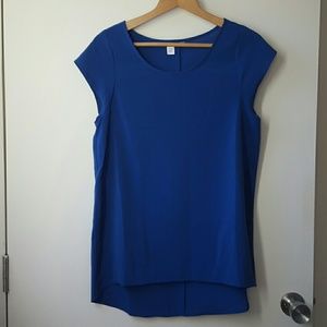Hi-Lo Short Sleeve Top