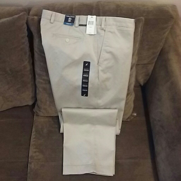 Men's khaki pants