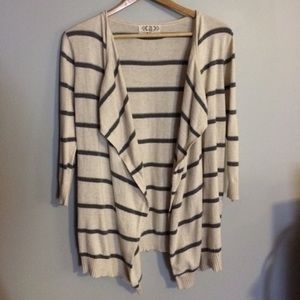 Cardigan, grey stripes