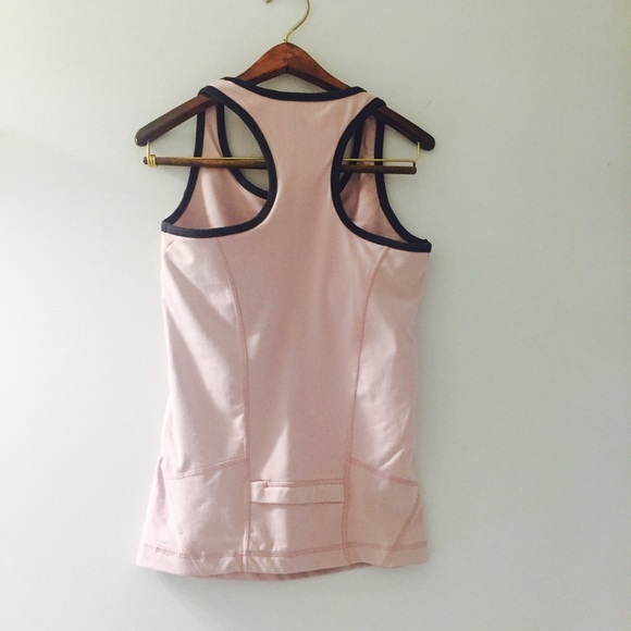 Adrienne Vittadini workout top - Picture 2 of 3