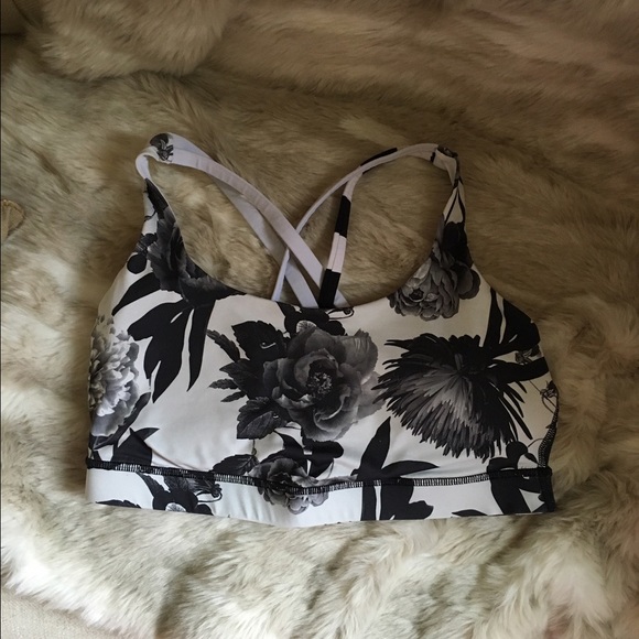 lululemon sports bra