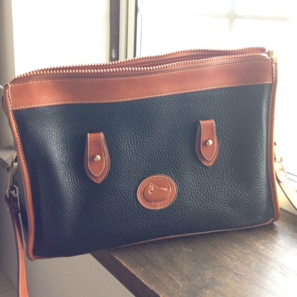 Dooney & Bourke bag