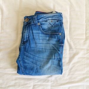 HILFIGER DENIM / Light Wash Skinny Jeans 🌷
