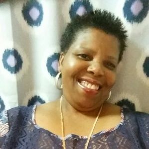 Meet your Posher, Pauline