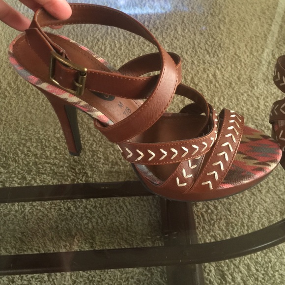 Aztec print heels