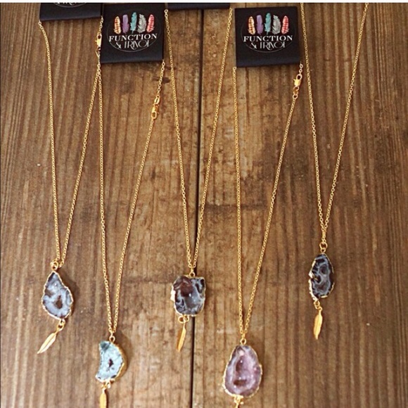 Druzy Feather Charm Pendant Necklace - Picture 2 of 4