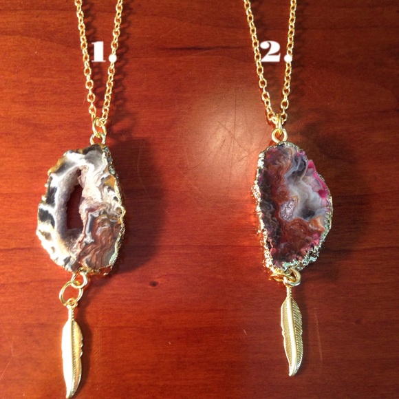 Druzy Feather Charm Pendant Necklace - Picture 3 of 4