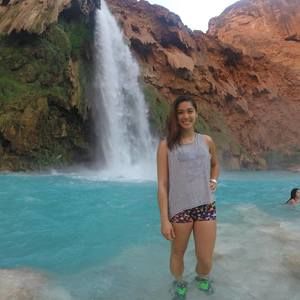 Meet your Posher, Andrea