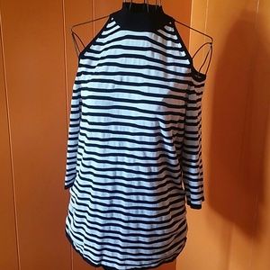 Torrid Size 1 Sweater