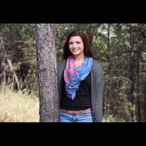 Meet your Posher, Paige