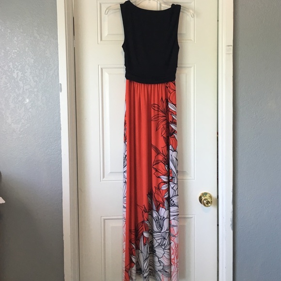 πHPπBlack and Red/Pink Floral Dress - Picture 2 of 4