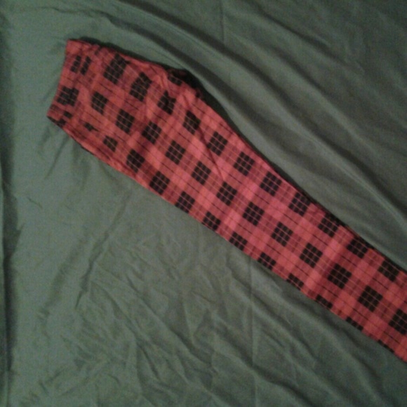 Checkered skinny jeans