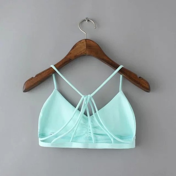🐬 S Mint Soft Strappy Bralette Light Sports Bra - Picture 2 of 4