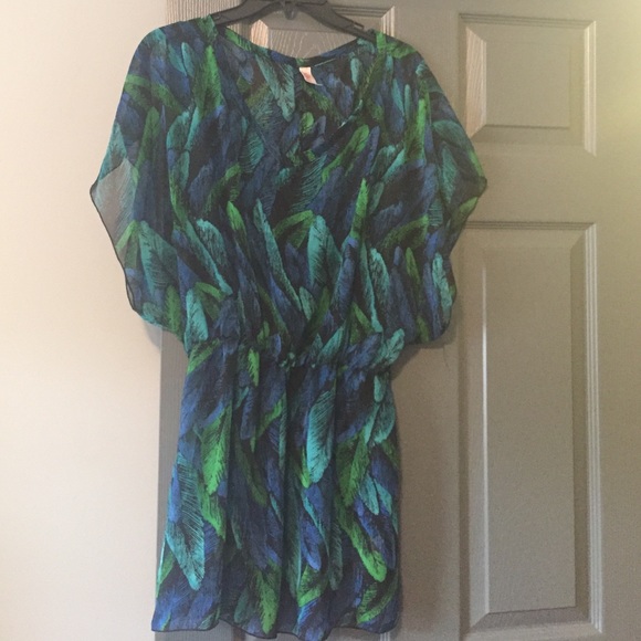 Turquoise feather print coverup