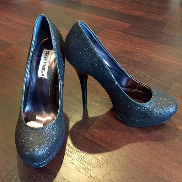 Steve Madden Black Glitter Platform Pumps