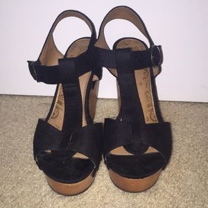 Black Wooden Wedges