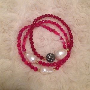 Set of 3 Beaded Magenta Bracelets w/ Pearl