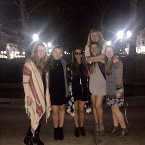 Meet your Posher, Maria