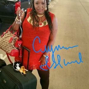 Meet your Posher, Caryle