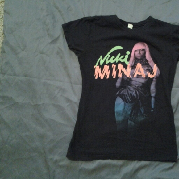 Nicki minaj tee shirt