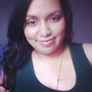 Meet your Posher, Isabel