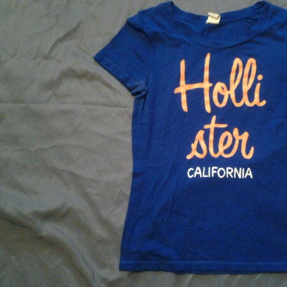 Hollister Tee shirt