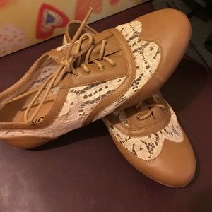 XOXO Lace Shoes