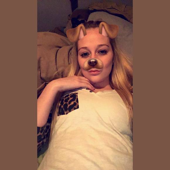 Meet your Posher, Bri - Picture 1 of 1