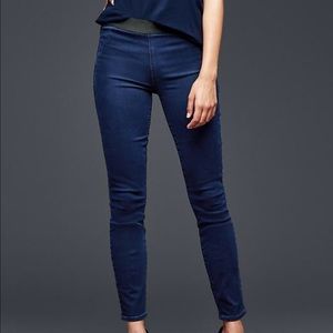 ISO: Gap pull on jean legging