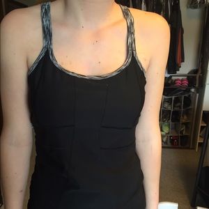 Black and grey yoga tank
