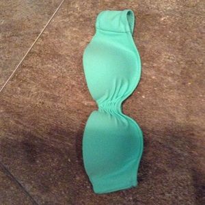 Victoria secret bathing suit top size 32A