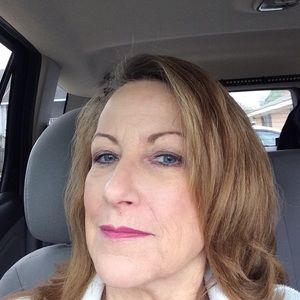 Meet your Posher, Deborah