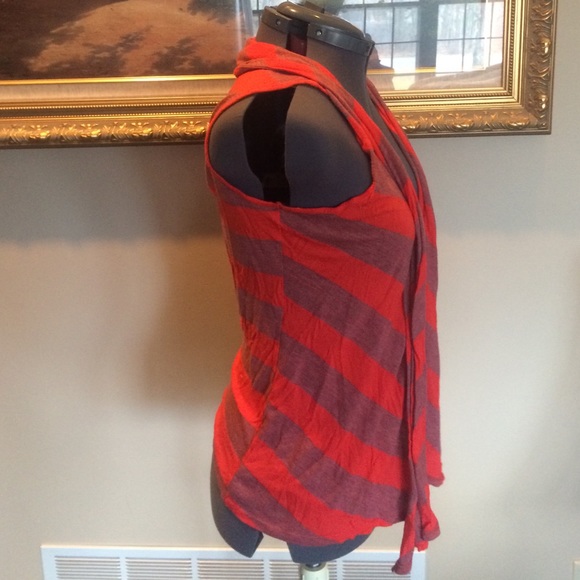 Cardigan - Picture 2 of 2