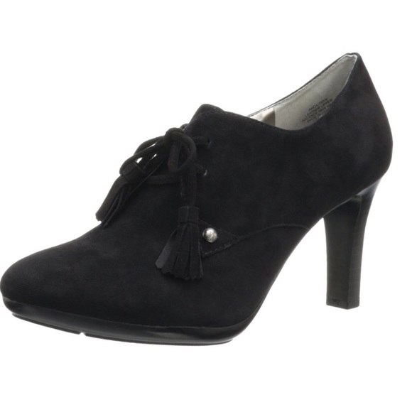 Anne Klein Women's Winterlyn Ankle Boot