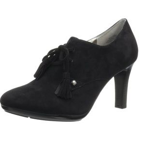 Anne Klein Women's Winterlyn Ankle Boot