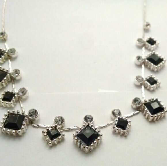 Blue Gem Dainty Necklace