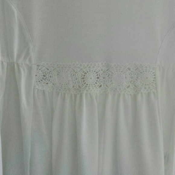 Adorable summer top -NWOT - Picture 2 of 3