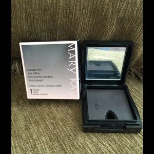 Mary Kay Compact Mini