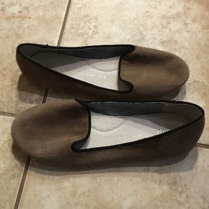 GAP Suede flats- NEVER WORN!