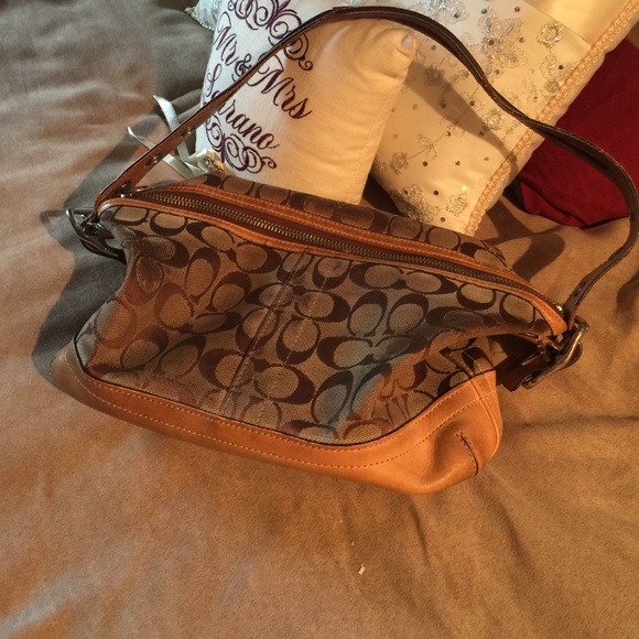 Coach Handbags - 100% Authentic Coach bag
