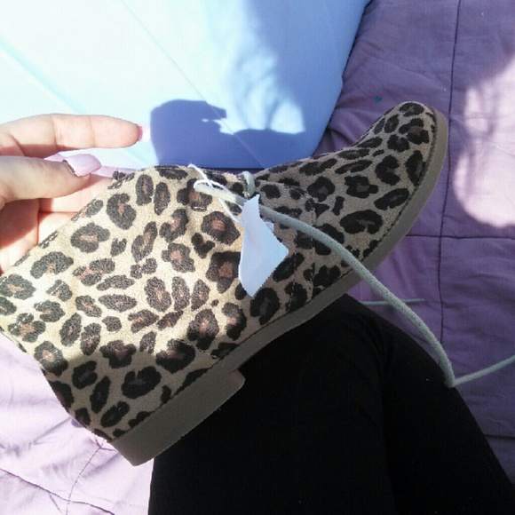 cheetah print booties - Picture 1 of 4