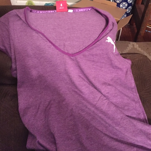 Puma top