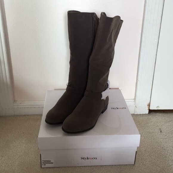 Brown Suede boots
