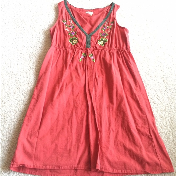 Sleeveless Old Navy dress