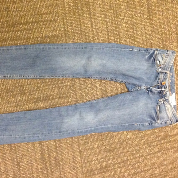 Light denim jeans